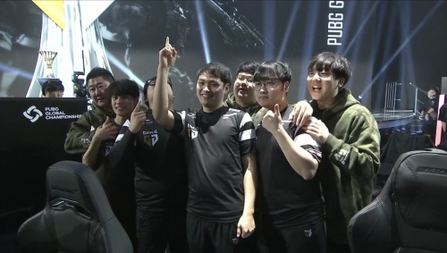 Spirit 击败 FURIA Esports 以晋级 PGL Astana 2025 决赛